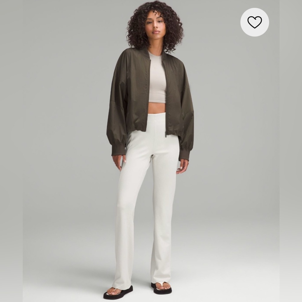 NWT! Ribbed Lululemon Softstreme Flared Pant - Picture 2 of 9
